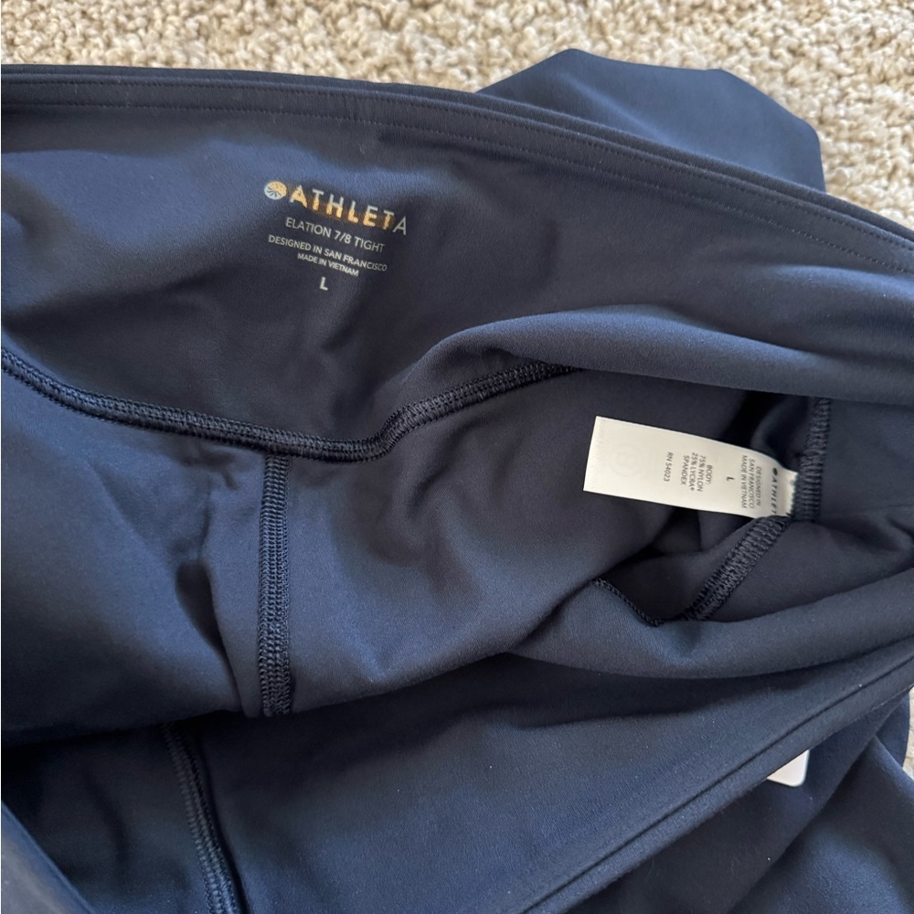 NWT Athleta navy elation legging - Picture 3 of 4